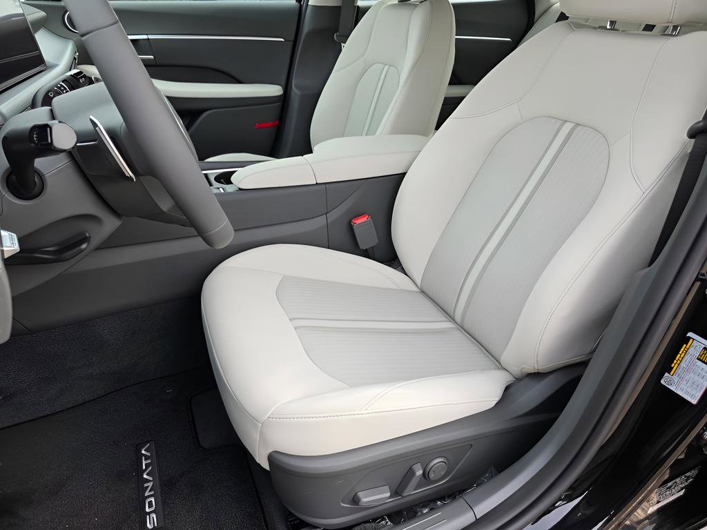New 2026 Hyundai Sonata SEL AWD/4WD image 13