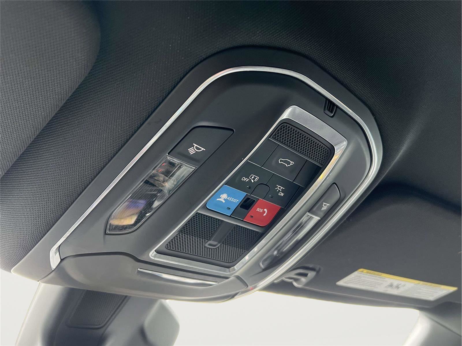 Used 2022 Jeep Wagoneer Series II AWD/4WD image 30