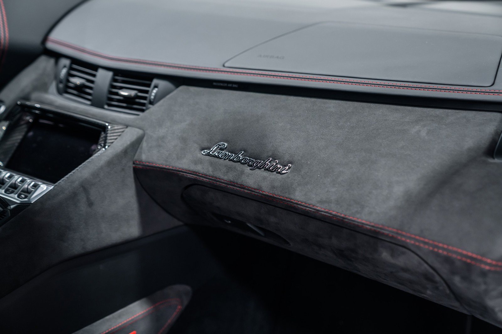 Used 2016 Lamborghini Aventador LP 700-4 image 33