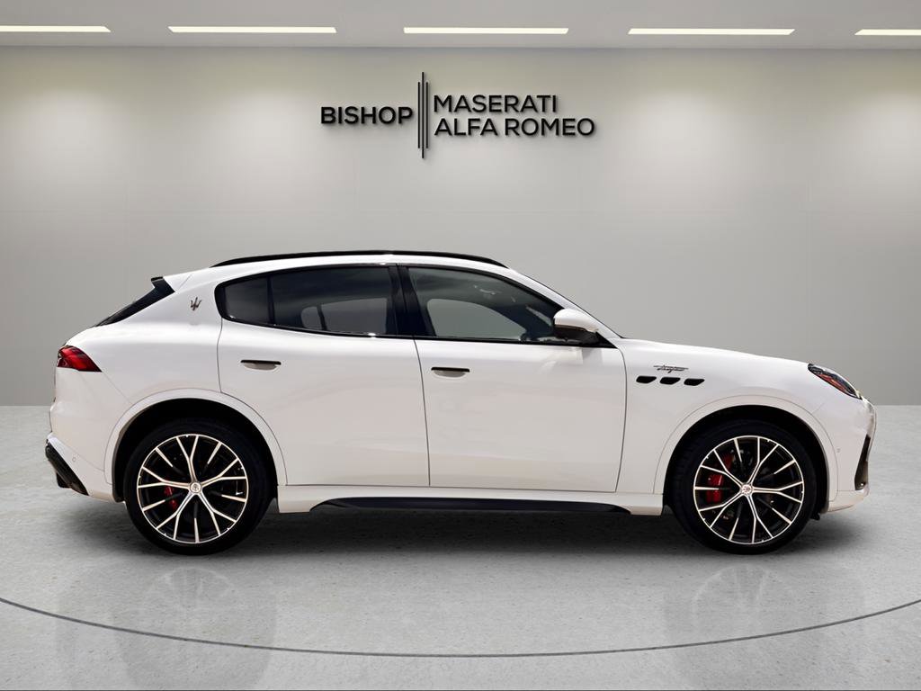 Used 2024 Maserati Grecale Trofeo AWD/4WD image 7