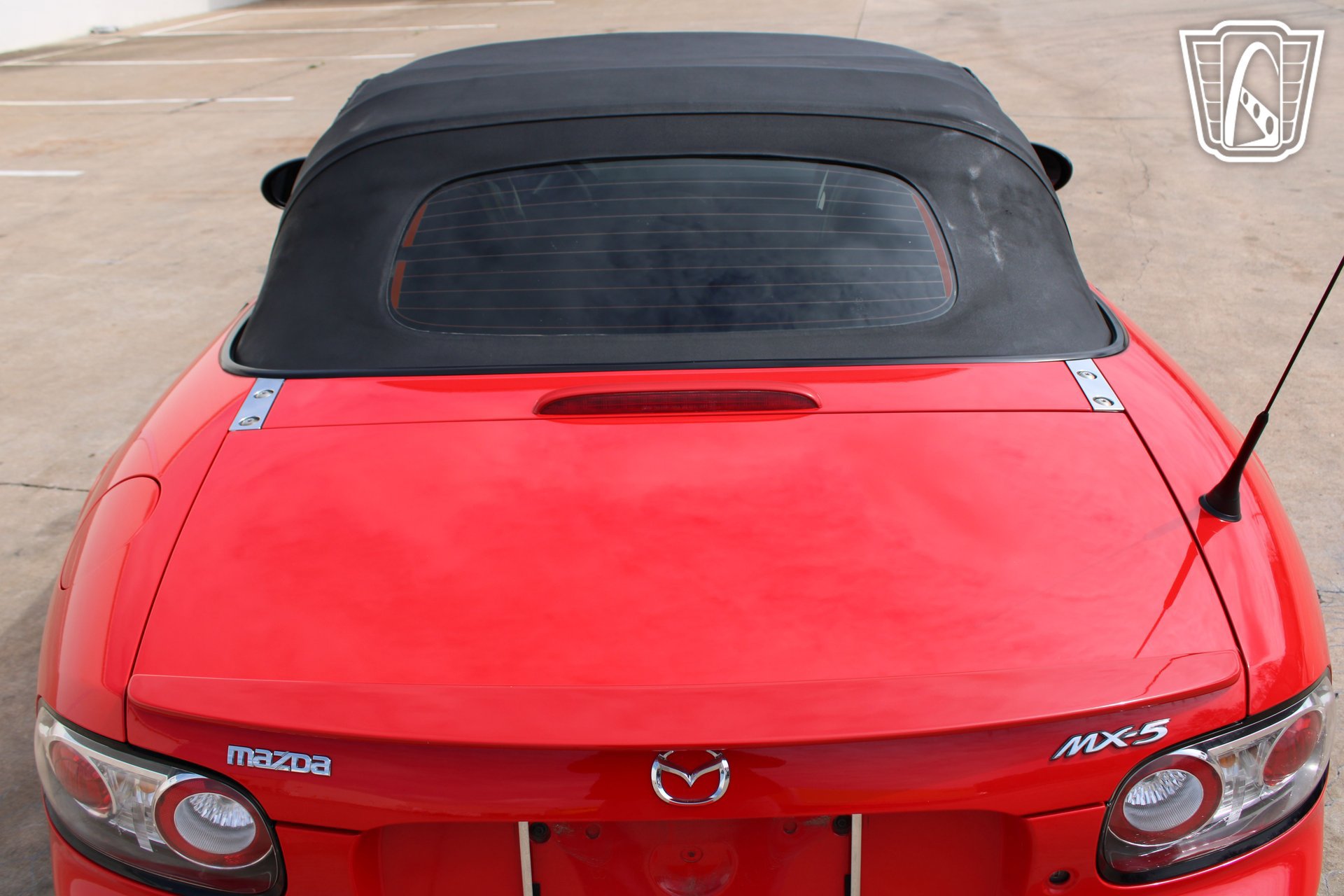Used 2006 MAZDA MX-5 Miata Sport RWD image 7