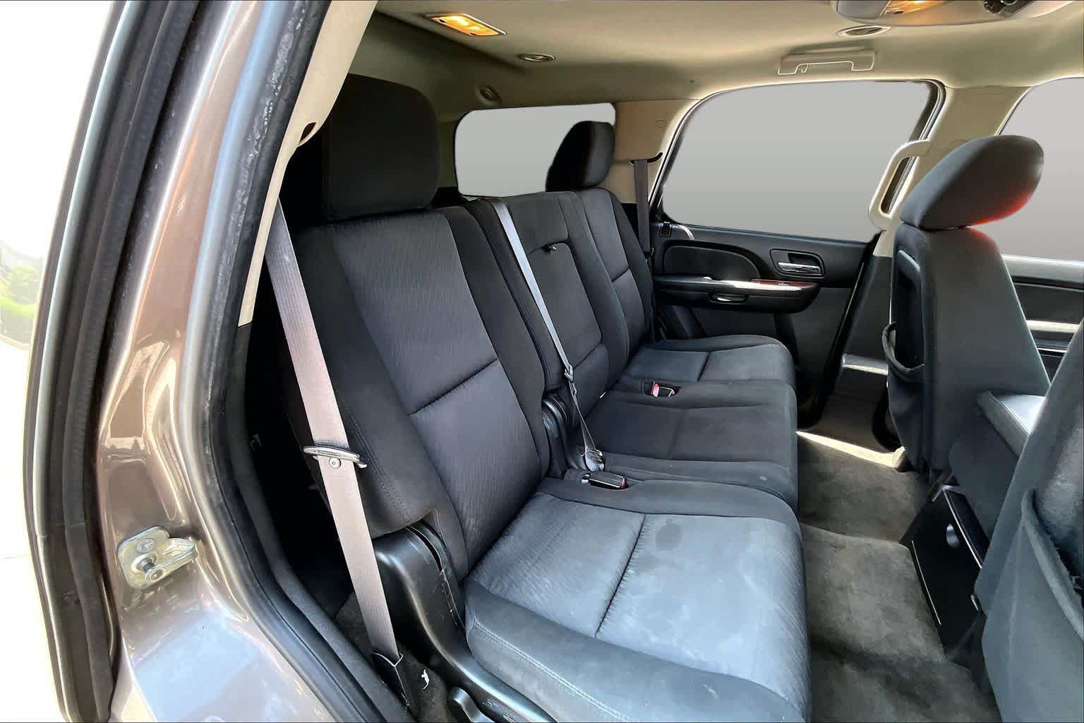 Used 2011 Chevrolet Tahoe LS RWD image 19