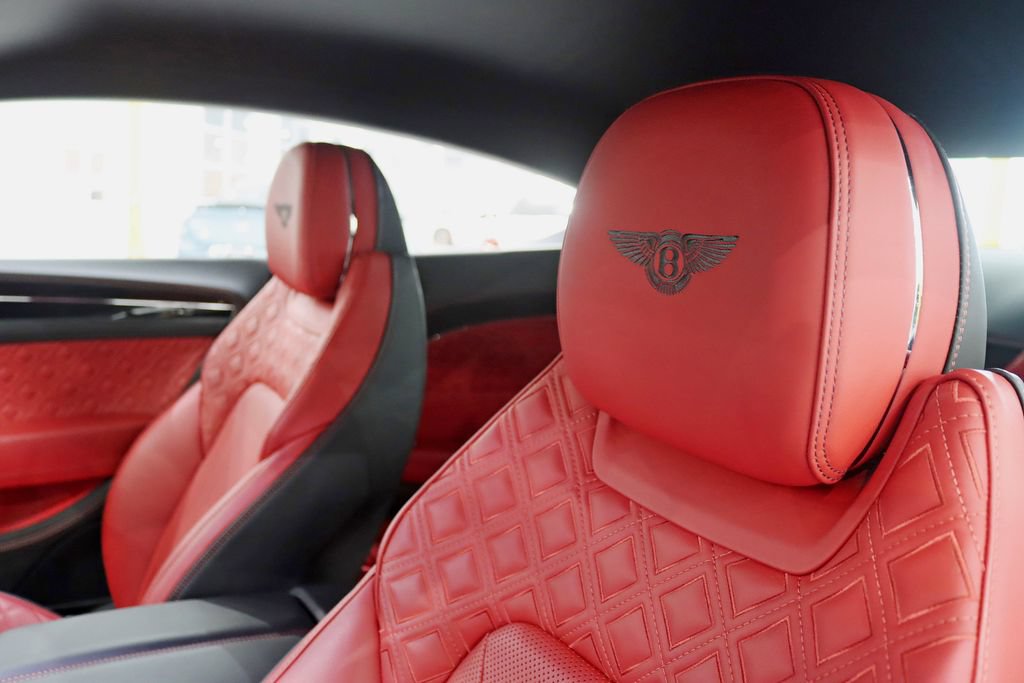 Used 2020 Bentley Continental GT AWD/4WD image 31