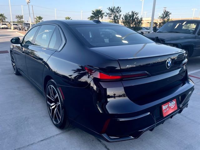 New 2026 BMW 740i xDrive AWD/4WD image 4