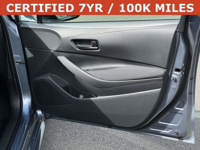 Used 2025 Toyota Corolla LE FWD image 8