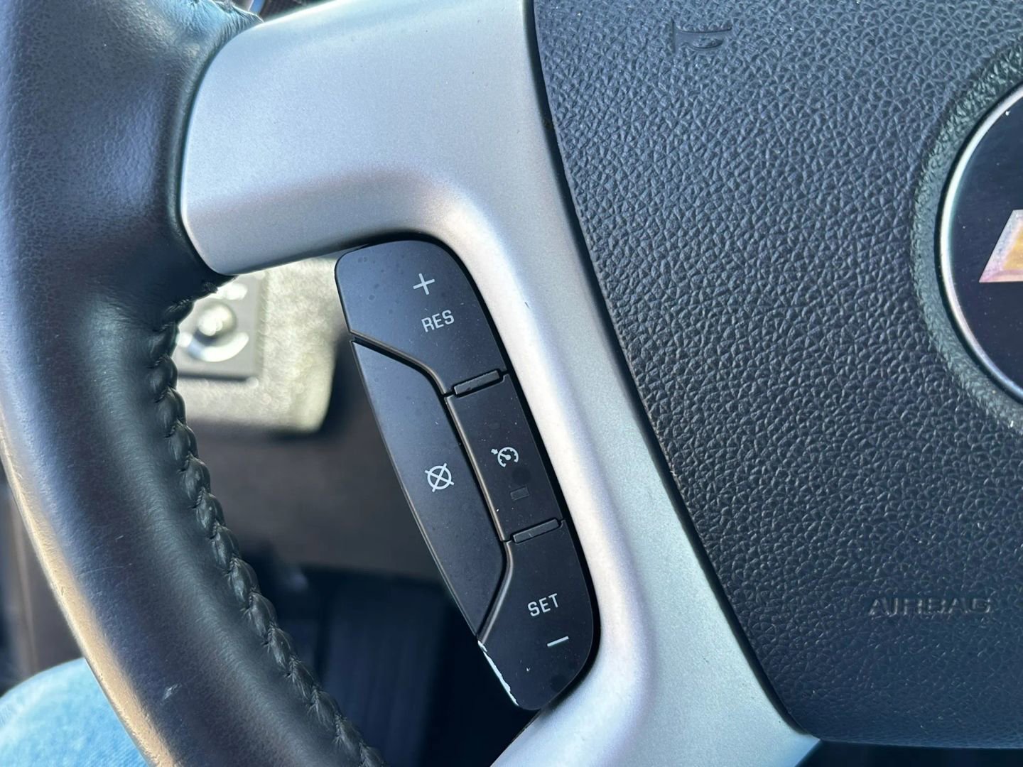 Used 2011 Chevrolet Traverse LT w/ Personal Connectivity Package FWD image 26