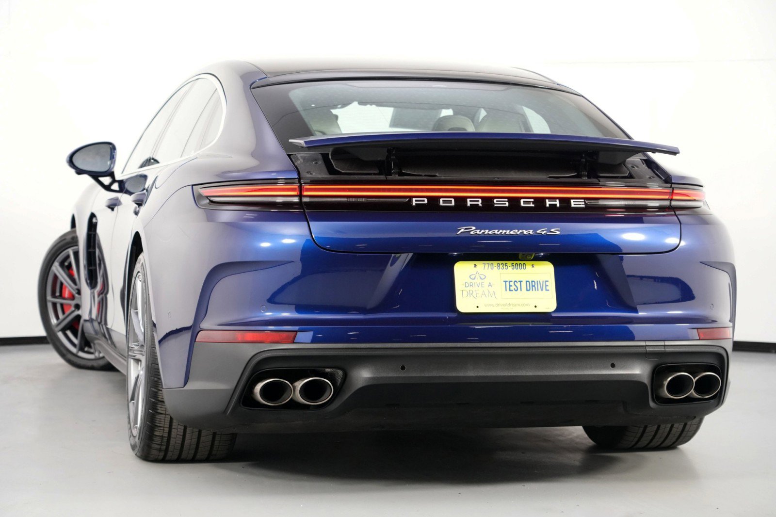 Used 2025 Porsche Panamera 4S w/ Premium Package image 6