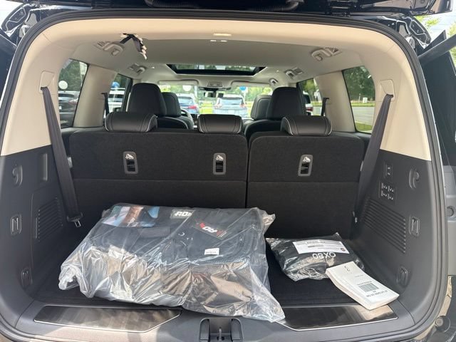 New 2027 INFINITI QX80 Luxe w/ Cargo Package AWD/4WD image 28