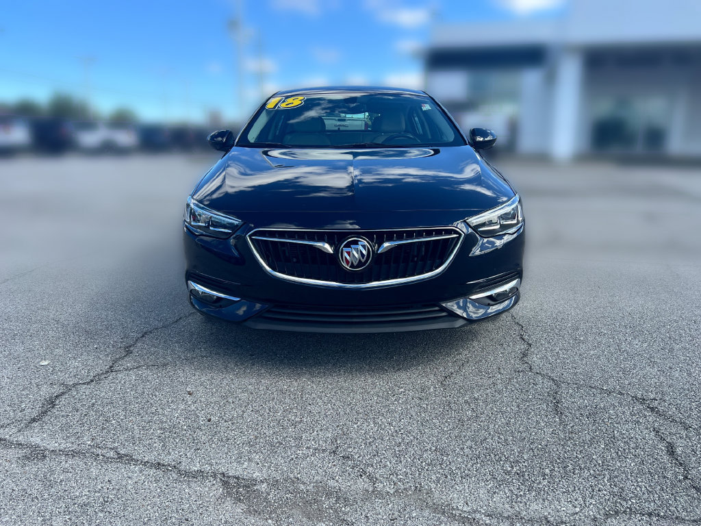 Used 2018 Buick Regal Preferred w/ Driver Confidence Package #1 FWD image 12