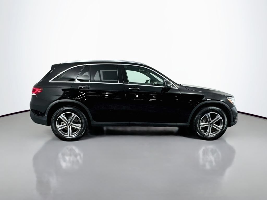 Used 2022 Mercedes-Benz GLC 300 4MATIC image 9