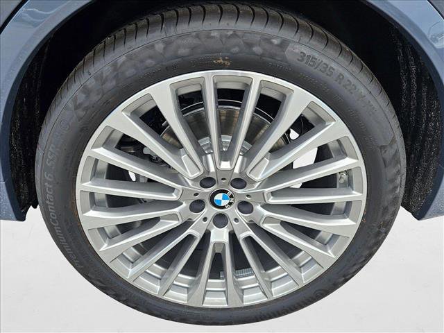 New 2026 BMW X7 xDrive40i image 9