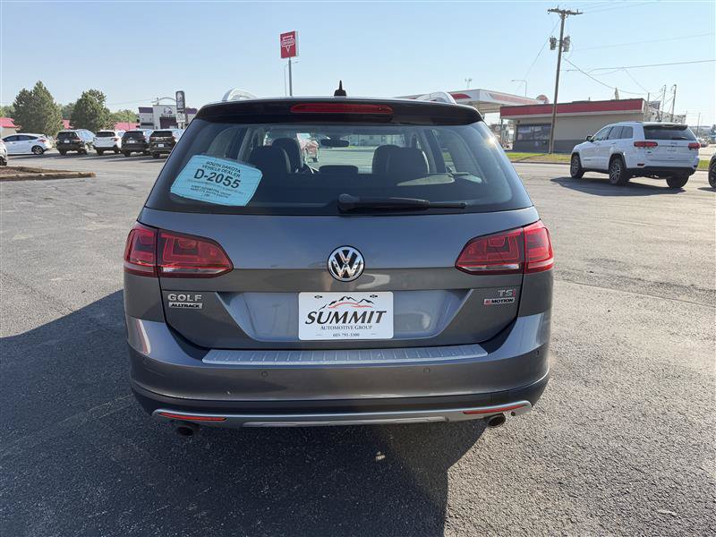 Used 2017 Volkswagen Golf Alltrack SEL AWD/4WD image 5