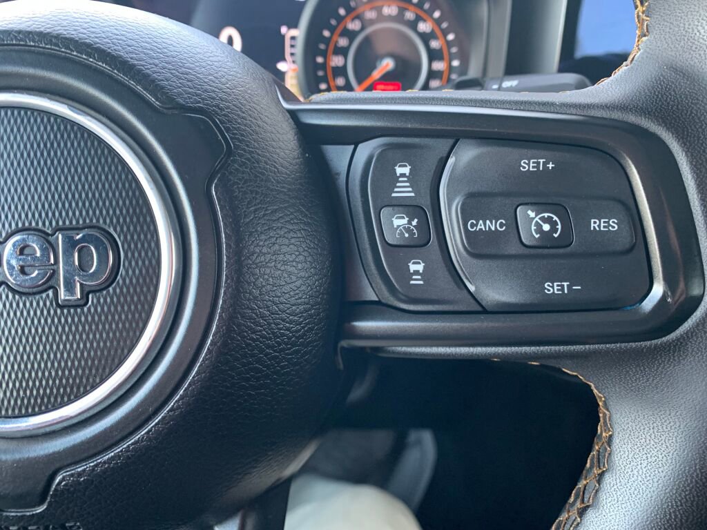 Used 2024 Jeep Wrangler Willys image 13