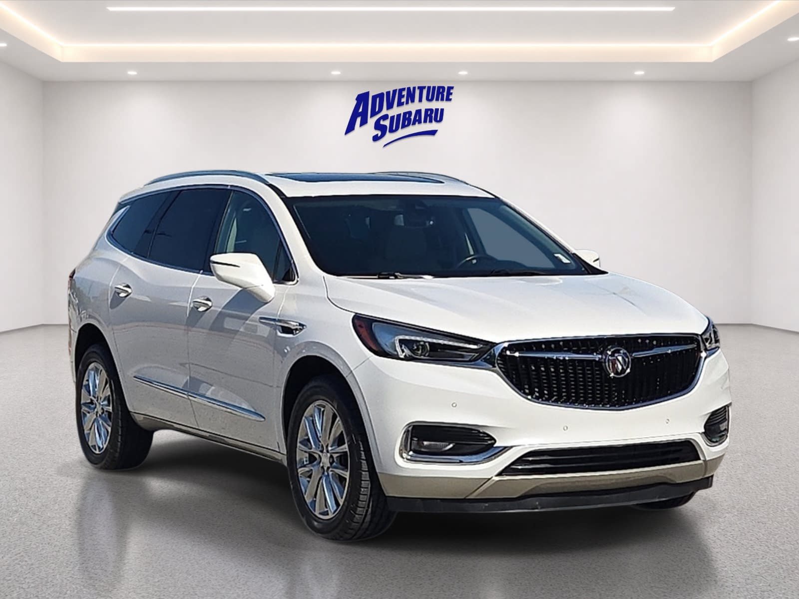 Used 2021 Buick Enclave Premium w/ Sun and Sites Package FWD image 1