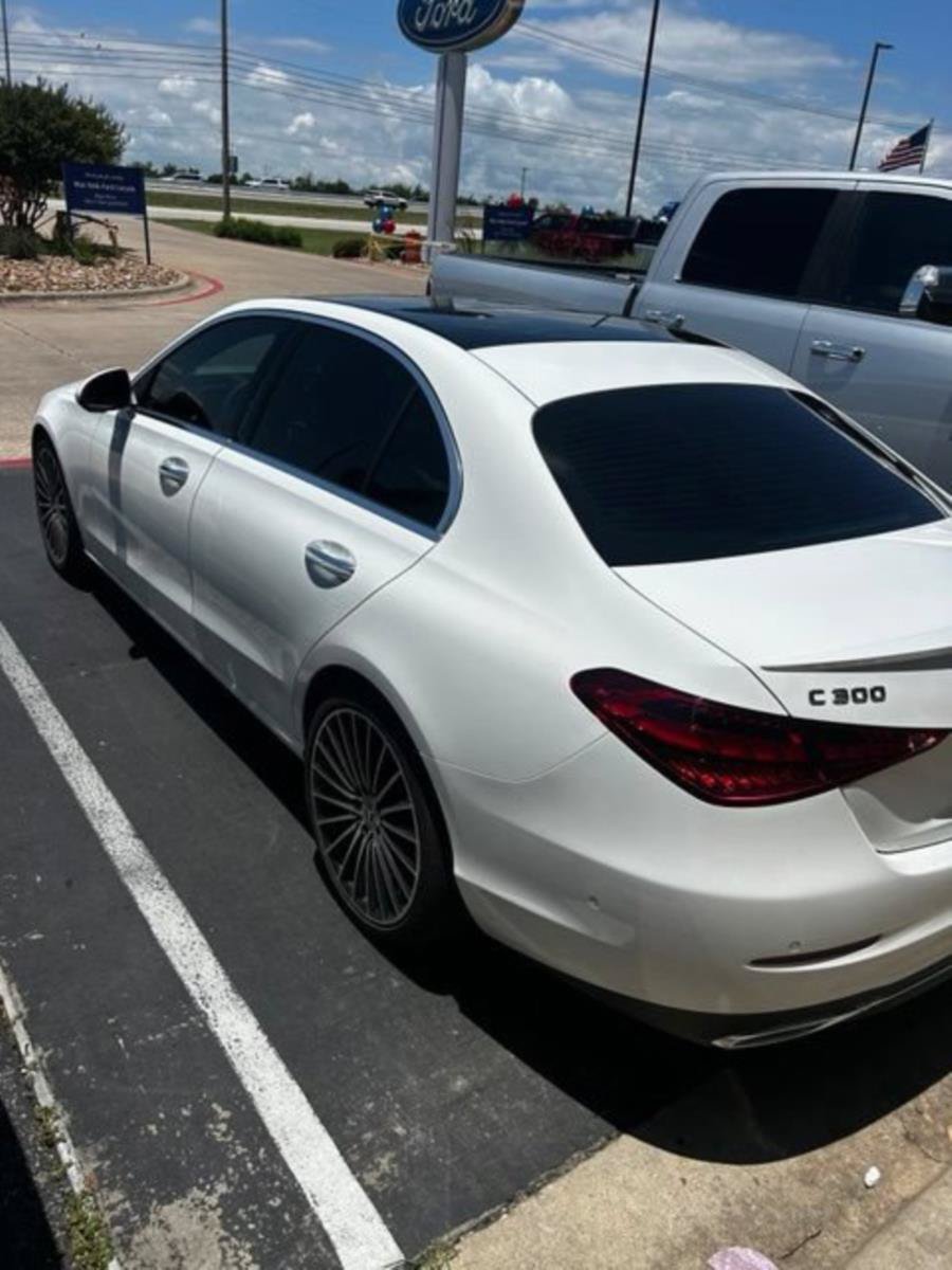 Used 2026 Mercedes-Benz C 300 Sedan image 2