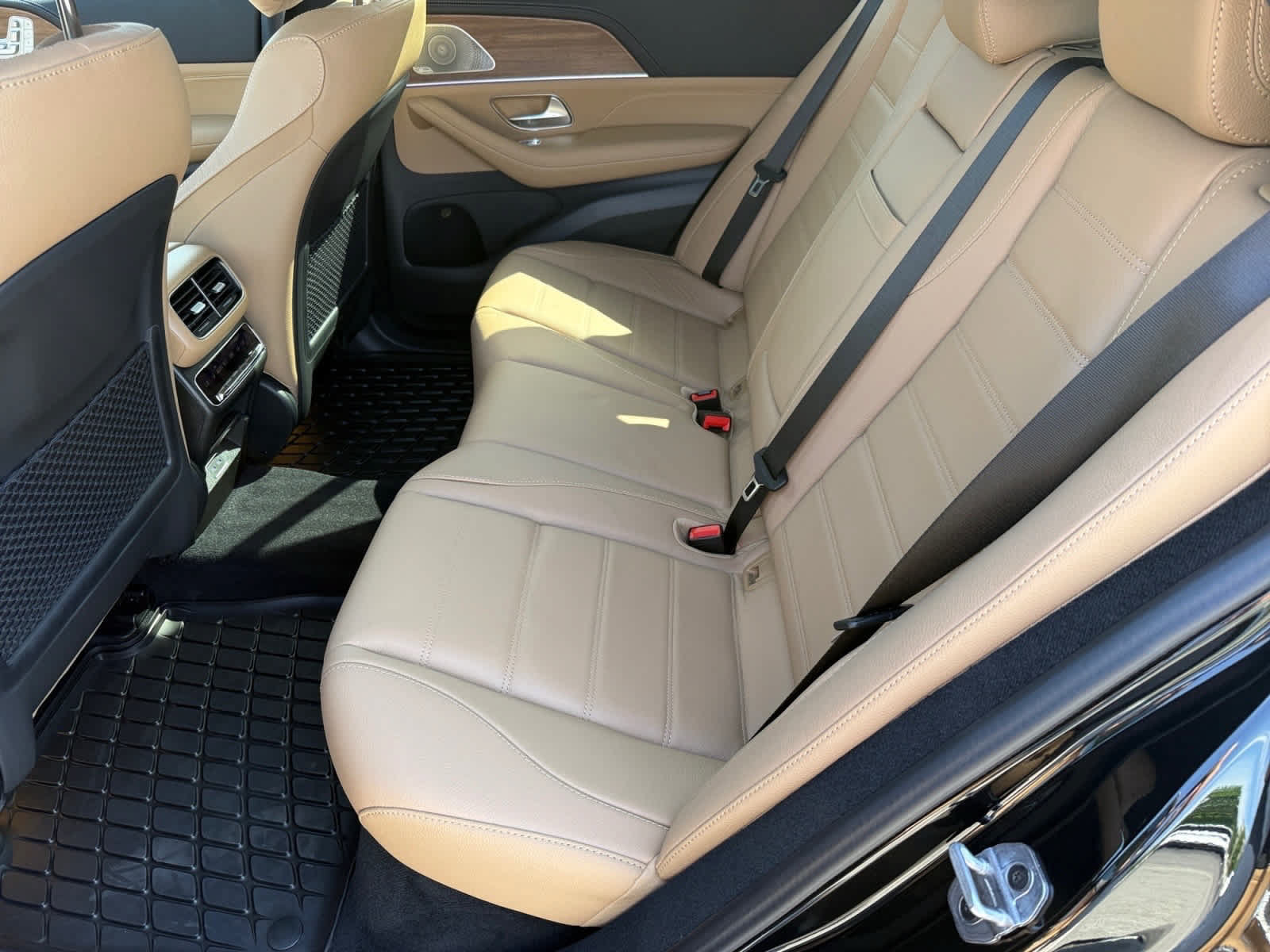 Certified 2026 Mercedes-Benz GLE 580 4MATIC image 11