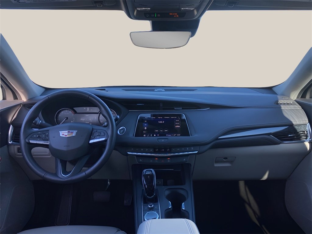 Certified 2022 Cadillac XT4 Premium Luxury w/ Enhanced Visibility Package image 16