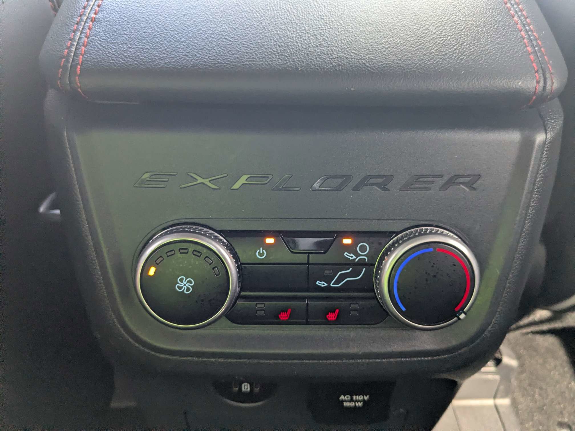 Used 2025 Ford Explorer ST AWD/4WD image 19