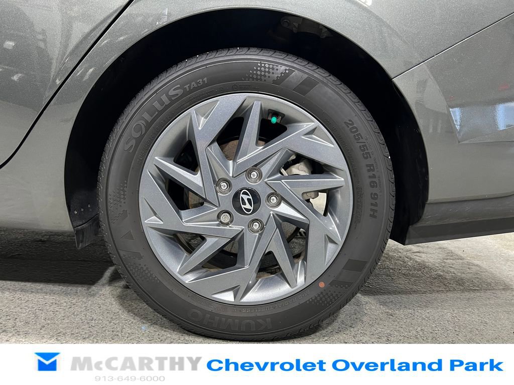 Used 2024 Hyundai Elantra SEL FWD image 29