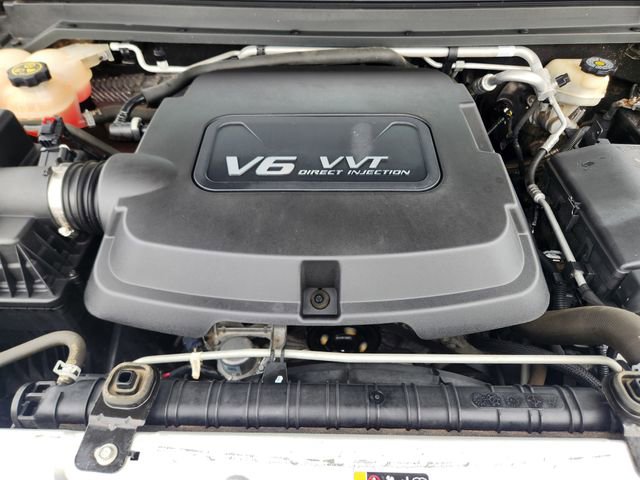 Used 2015 Chevrolet Colorado W/T w/ WT Convenience Package RWD image 32