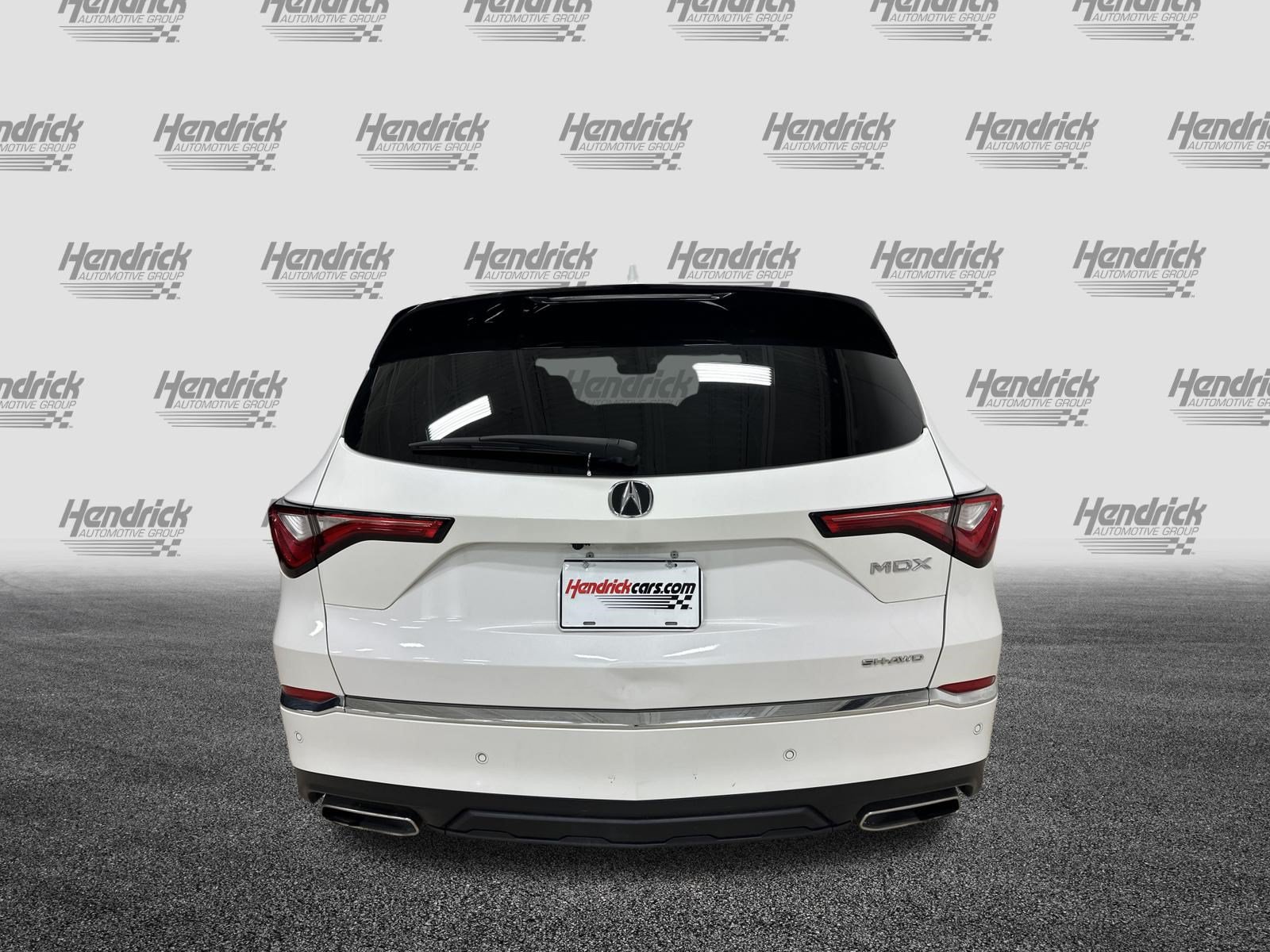 Used 2023 Acura MDX SH-AWD w/ Advance Package image 9