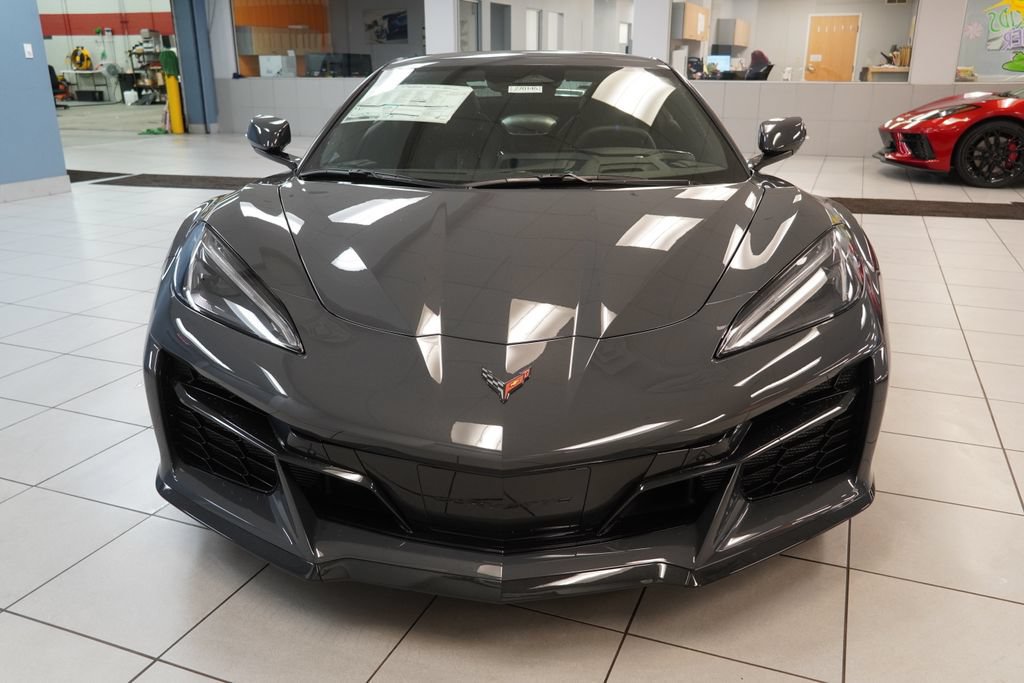 New 2027 Chevrolet Corvette Grand Sport w/ Z52 Sport Performance Package RWD image 34