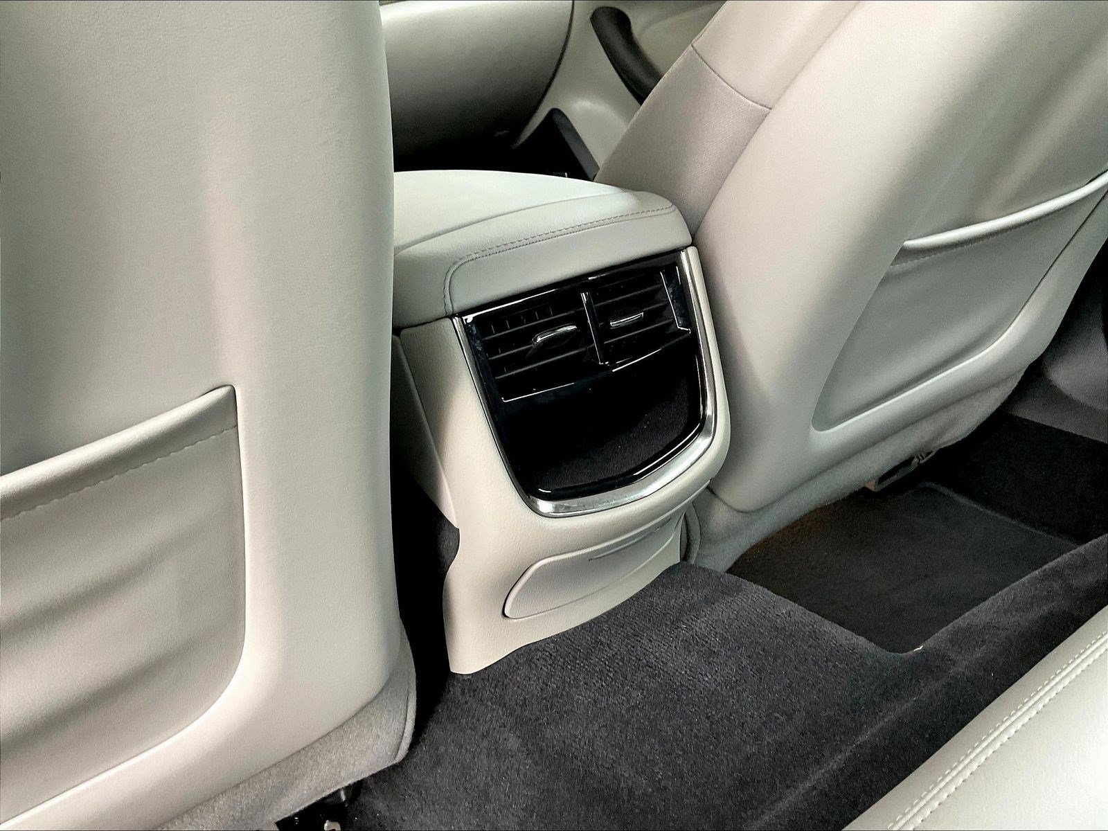 Used 2016 Cadillac CTS AWD Sedan image 10