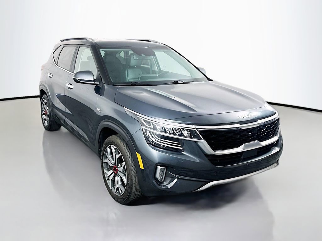 Used 2023 Kia Seltos SX w/ SX Sunroof Package