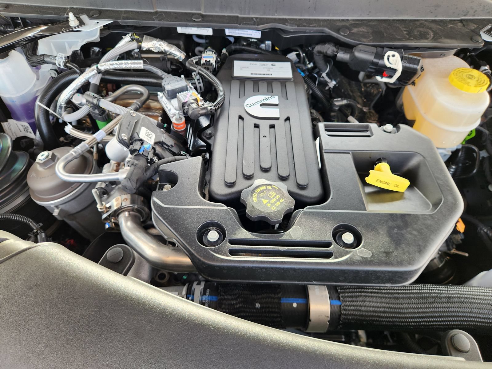 New 2026 RAM 3500 Tradesman AWD/4WD image 24