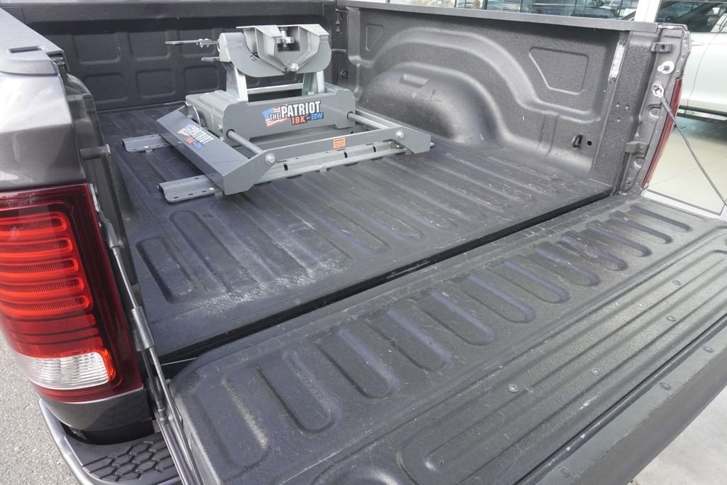 Used 2018 RAM 2500 Laramie w/ Sport Appearance Group image 30