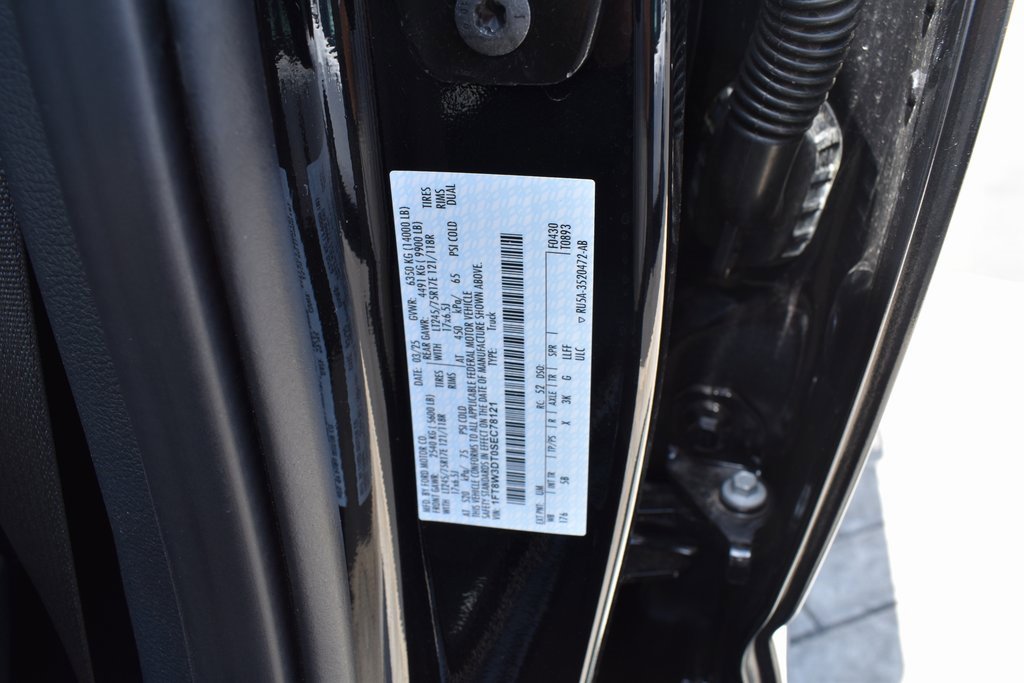 Used 2025 Ford F350 Lariat image 38