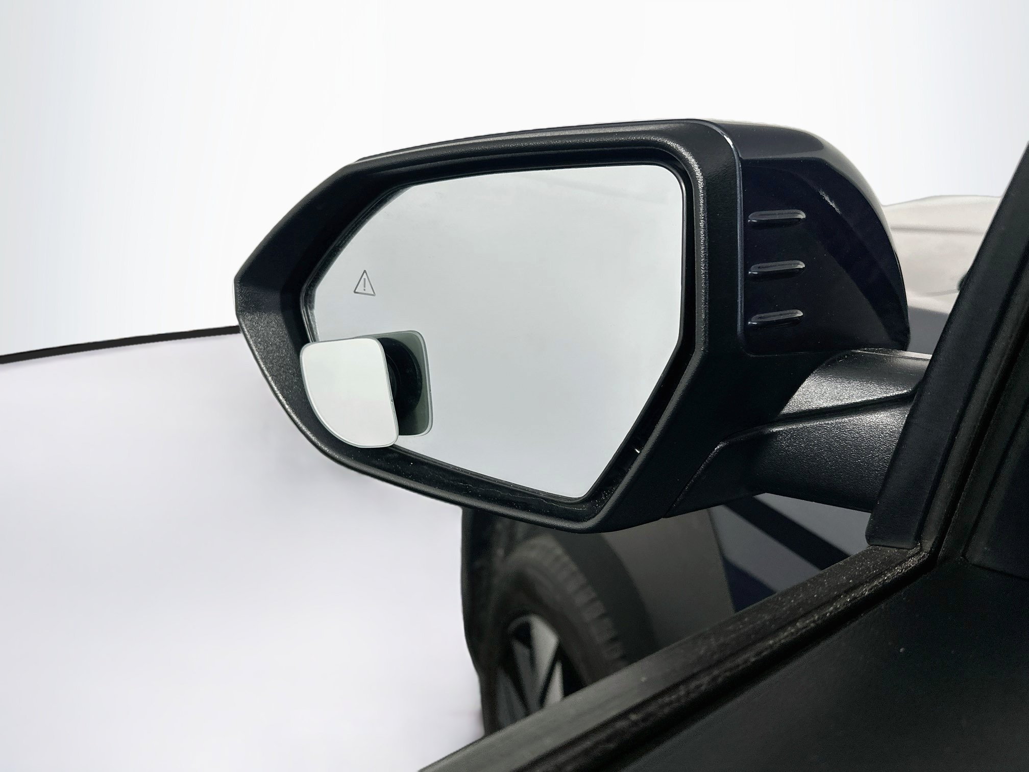 Used 2024 Hyundai Kona SEL w/ Convenience Package FWD image 16