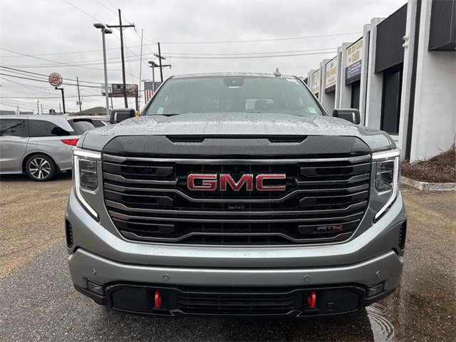 Used 2025 GMC Sierra 1500 AT4 w/ AT4 Premium Package image 2