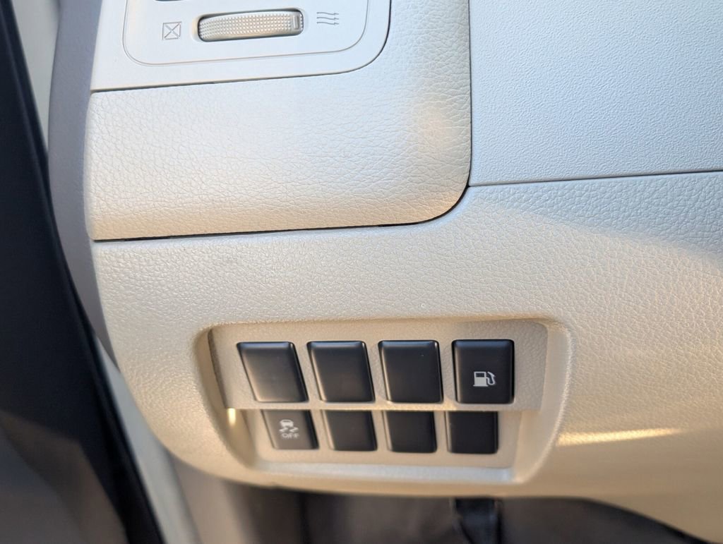 Used 2014 Nissan Murano SV image 27