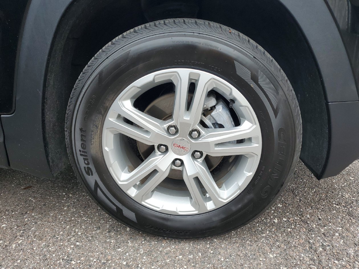 Used 2024 GMC Terrain SLE AWD/4WD image 5