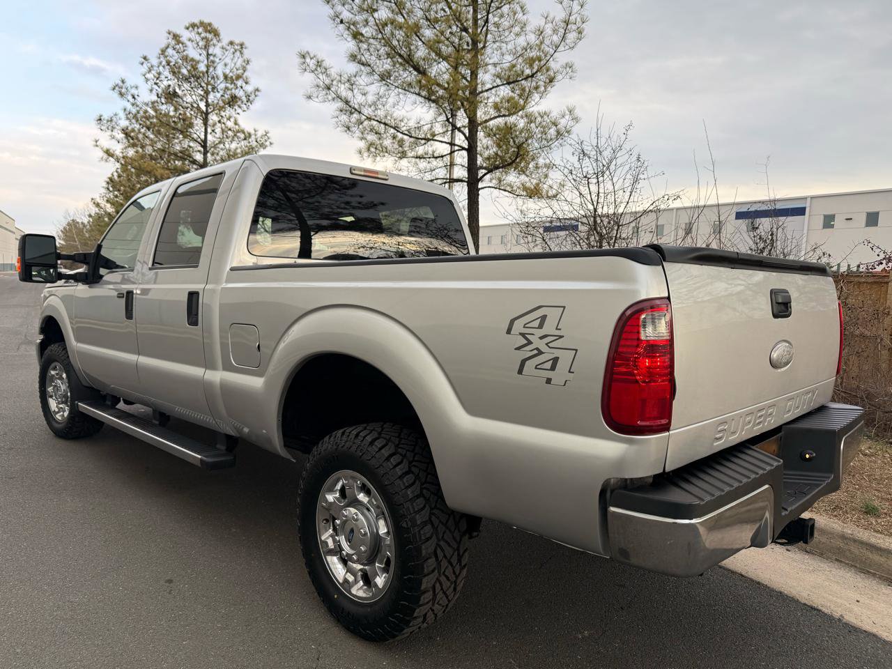 Used 2012 Ford F250 XLT w/ XLT Premium Pkg image 4