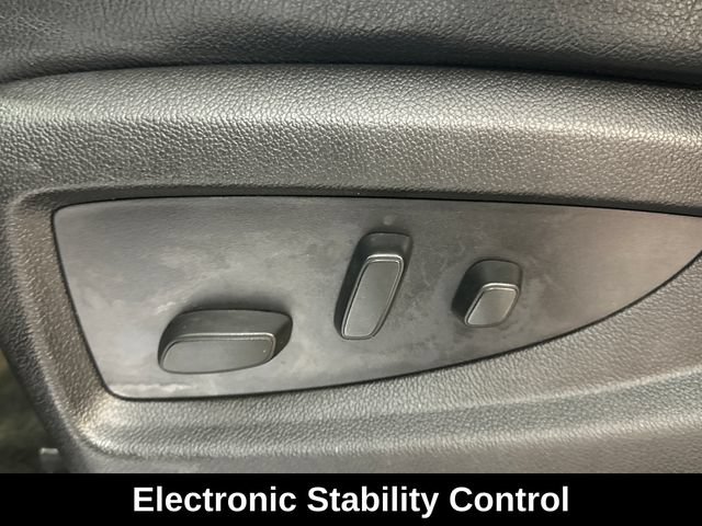 Used 2017 Chevrolet Silverado 1500 LT AWD/4WD image 21