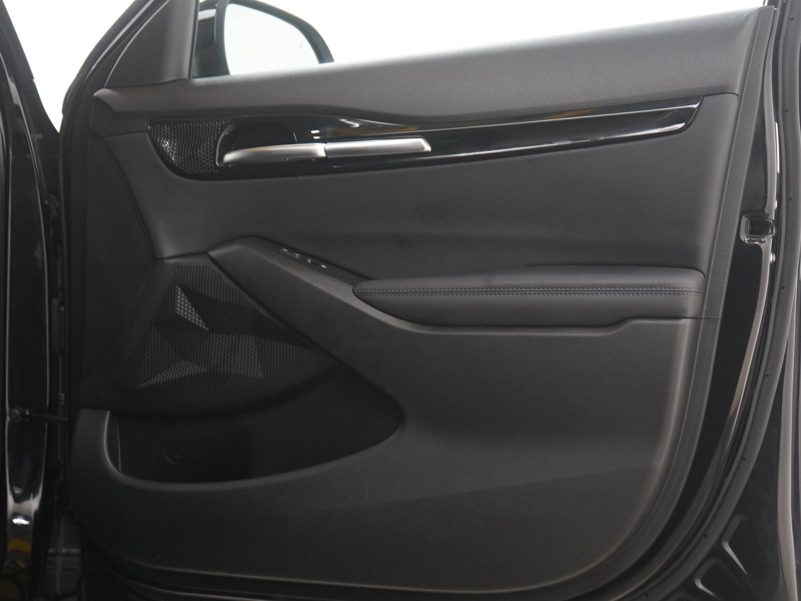 Used 2023 Kia Seltos S image 11