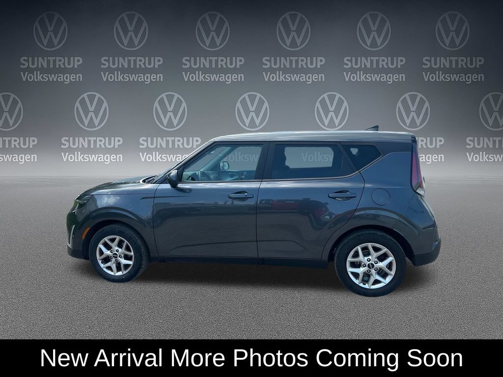 Used 2023 Kia Soul S FWD video 2