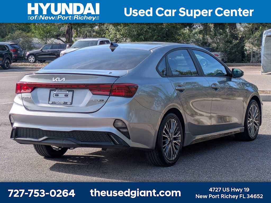 Used 2022 Kia Forte GT-Line w/ GT-Line Technology Package image 5