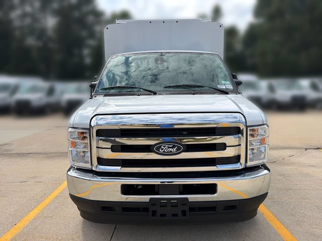 New 2026 Ford E-350 and Econoline 350 Super Duty w/ Power Equipment Group RWD image 11