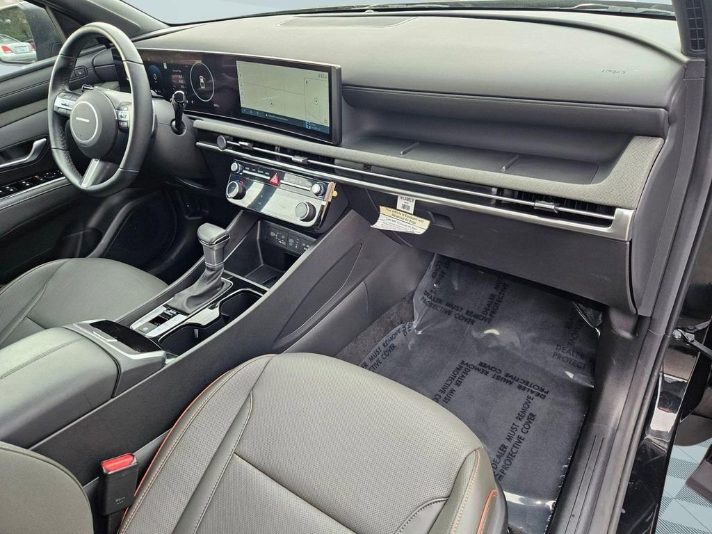 Certified 2025 Hyundai Santa Cruz Limited image 30