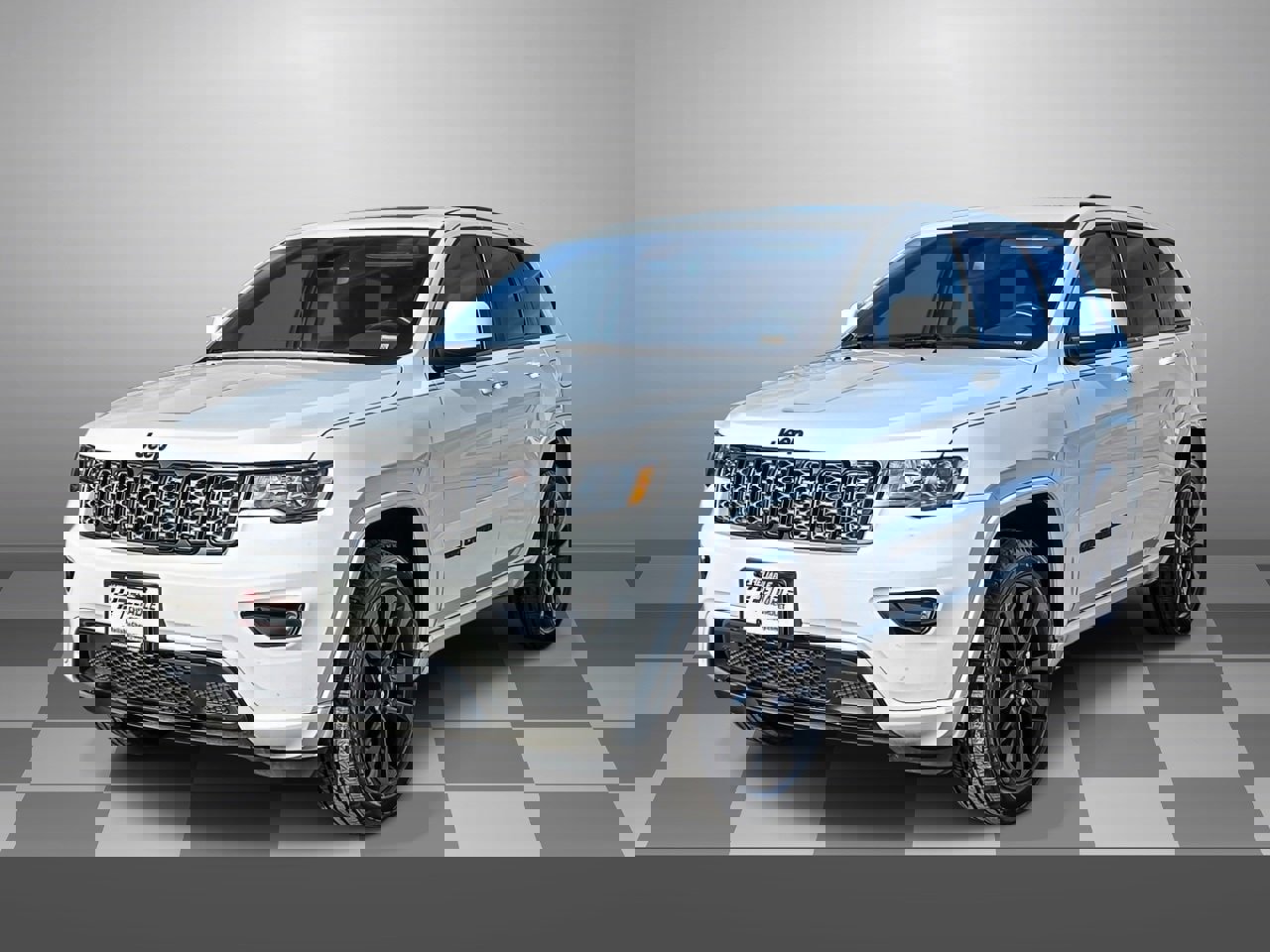 Used 2019 Jeep Grand Cherokee Altitude image 3