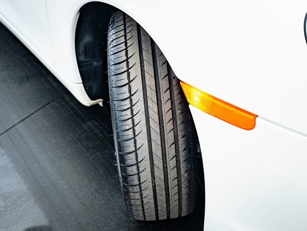 Used 2002 Porsche Boxster image 40