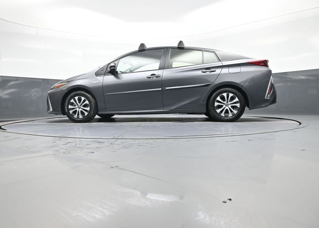 Certified 2022 Toyota Prius Prime XLE image 33