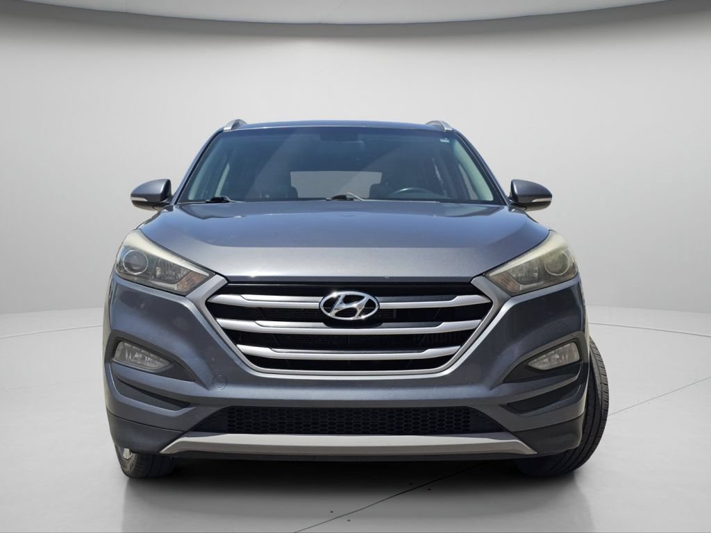 Used 2017 Hyundai Tucson Sport AWD/4WD image 3