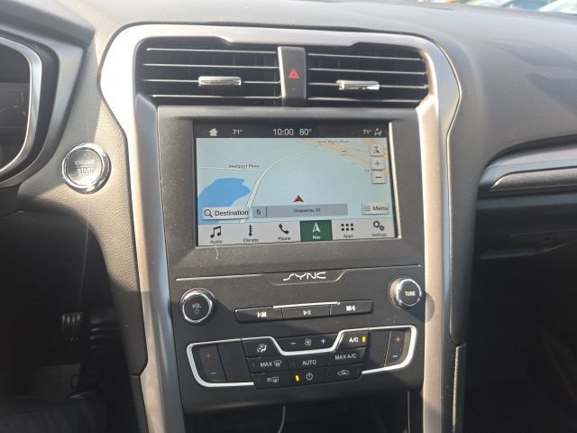Used 2019 Ford Fusion SE FWD image 9