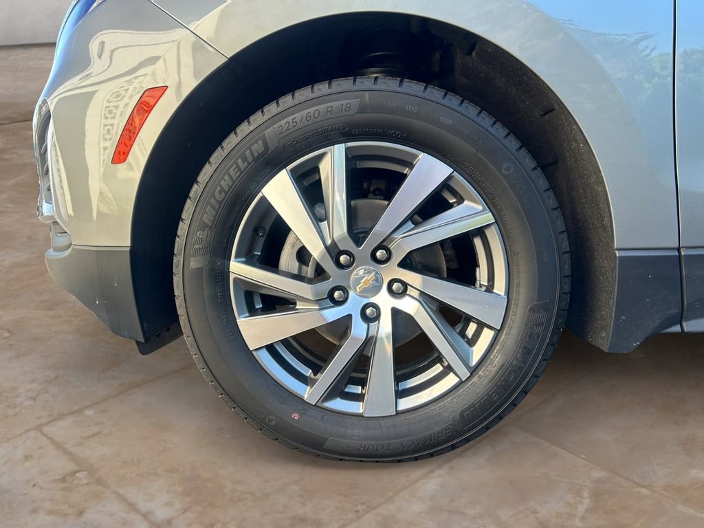 Used 2023 Chevrolet Equinox LT FWD image 14