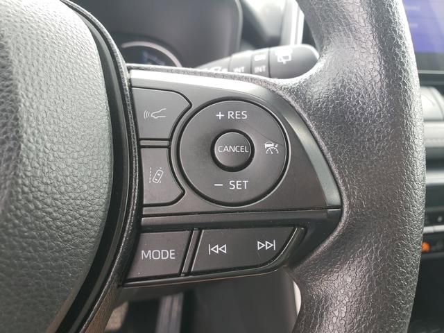 Used 2025 Toyota RAV4 XLE AWD/4WD image 22