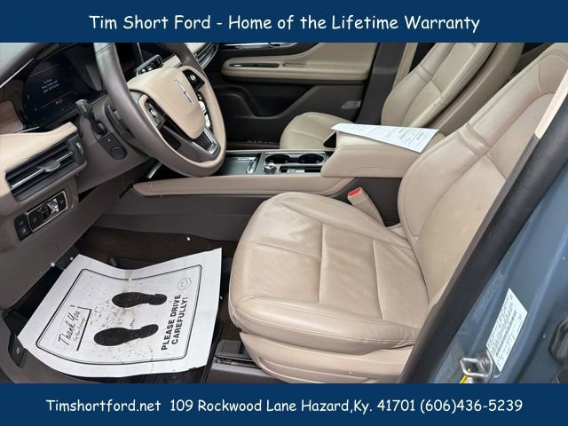 Used 2023 Lincoln Corsair Grand Touring w/ Equipment Group 301A image 10